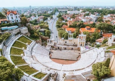 Слънчево и с летни температури остава времето в Пловдив
