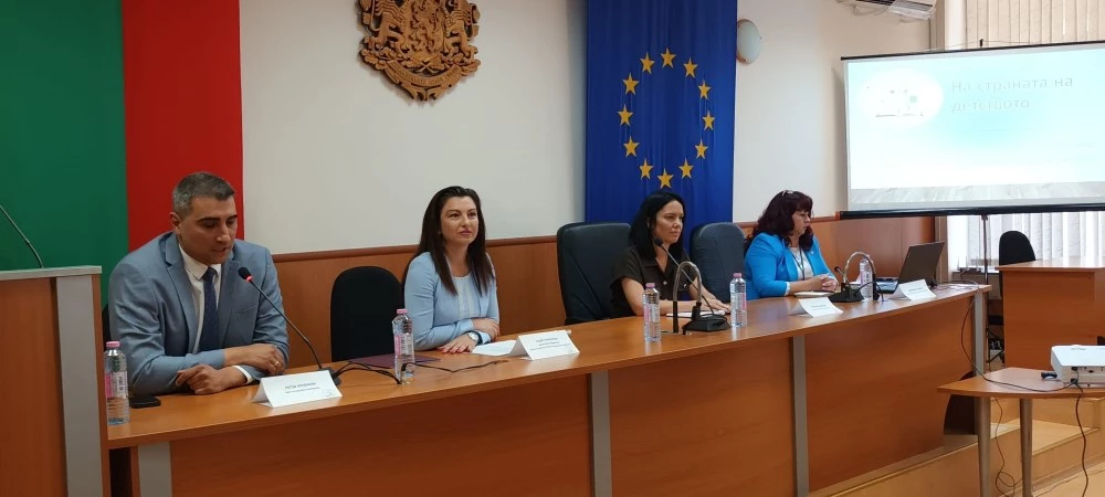 Експерти: Институциите, децата и родителите трябва да работят заедно за ефективна превенция на насилието