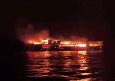 Ферибот се запали на Филипините, има загинали и десетки в неизвестност