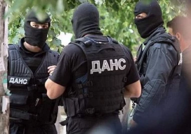 МВР и ДАНС разкриха схема за източване на НЗОК