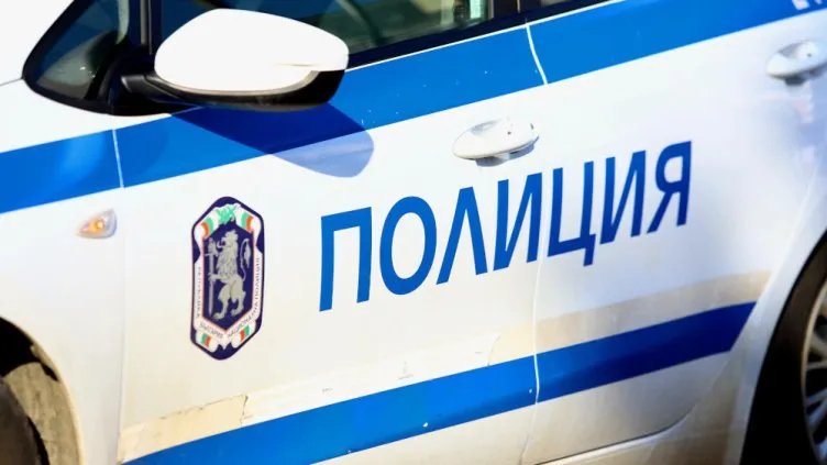 Задържаха двама мъже, източили 265 литра дизелово гориво