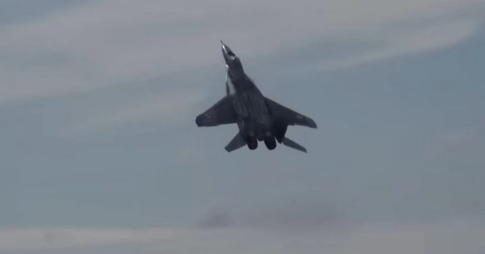 Военният министър е разрешил преминаване на чужди военни сили през България