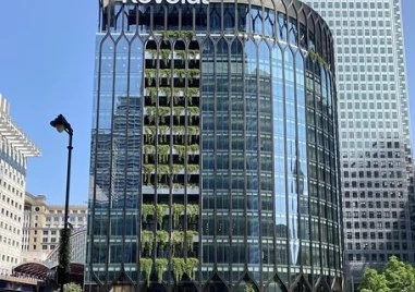 Масов теч на данни от Revolut - компанията измамена от мнима държавна институция
