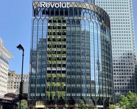 Масов теч на данни от Revolut - компанията измамена от мнима държавна институция