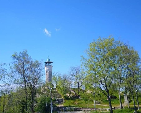 Слънчево и топло днес в Пловдив, валежи не се очакват