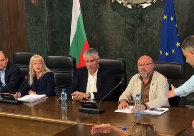 Брифинга на Прокуратурата за Петрохан-Оклчица започна със скандал, обвинението: Няма чужда намеса в смъртта им