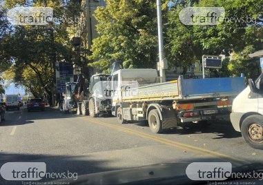 Голяма ВиК авария в Пловдив! Затвориха участък от Цар Борис III Обединител