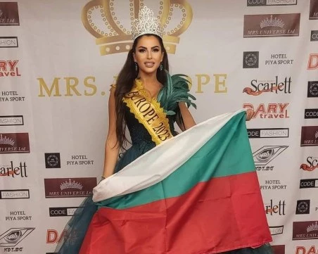 14 красавици в битка за короната на „Лице на ALLURE Miss Caribes 2026