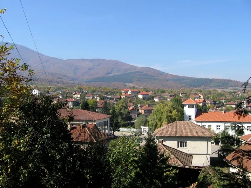 Мъж спря питейната вода на цяло село, направил незаконен байпас към друга тръба