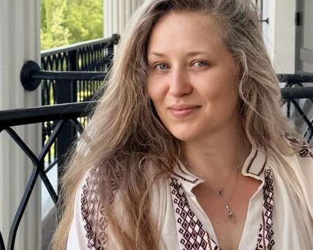 Тереза Якова представя стихосбирката си 