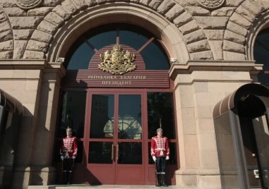 32 двойки ще се борят на президентските избори