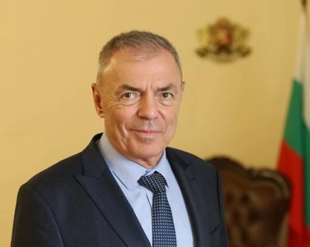 Сергей Игнатов: Децата са претоварени, трябва да променим системата на оценяване