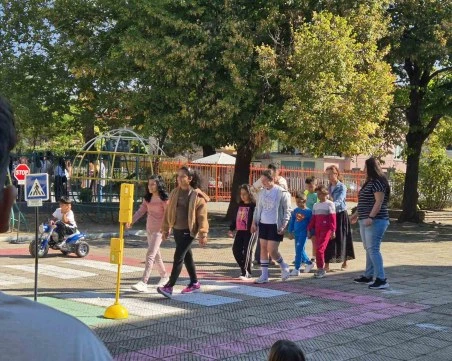 Ден по БДП в училището за ученици с увреден слух в Пловдив
