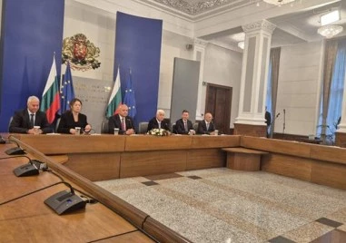 След Съвета по сигурност при Румен Радев: Нужни са пари за антидрон системи