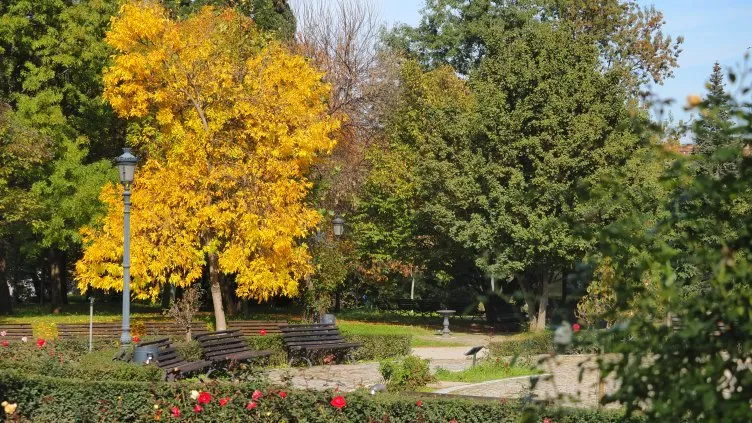 Времето утре: Захлаждане, градусите падат още