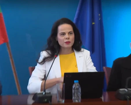Здравният министър отчете какво е свършила за 4 месеца