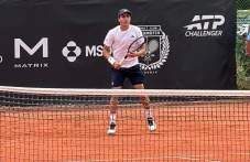 Иван Иванов се класира за втория кръг на ATP Challenger 75 турнира в Пловдив