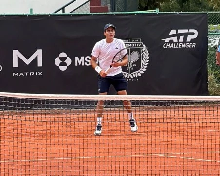 Иван Иванов се класира за втория кръг на ATP Challenger 75 турнира в Пловдив