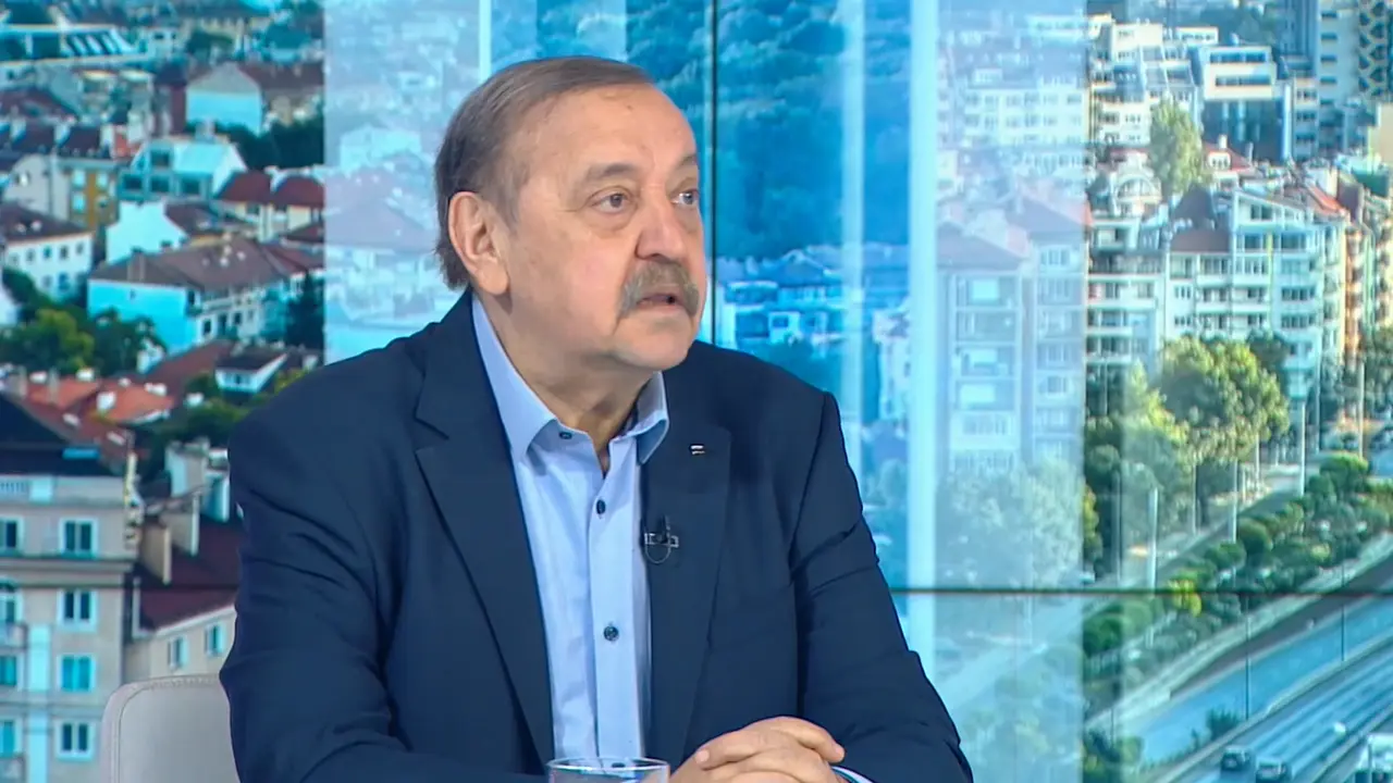 Проф. Кантарджиев с важни съвети: Сега е моментът да подготвим имунитета за есента