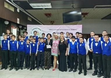 Хорът на момчетата „Стефка Благоева” с престижни участия на форуми в Гърция и Сърбия