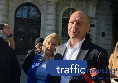 Костадин Димитров дойде при протестиращите: Търсим диалог, предложихме цена за откупуване на имота на Марица