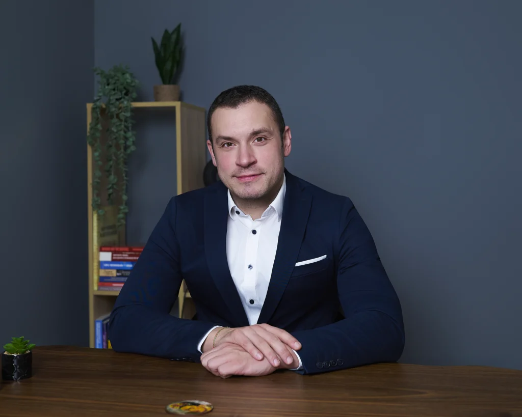 Адв. Мартин Костов: Новият закон за потребителския кредит сваля защитата на най-уязвимите