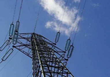 КЕВР определи компенсациите за битовите потребители на ток за август