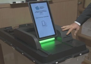 Сиела Норма ще ремонтира машините за президентските избори за 9,3 млн. евро