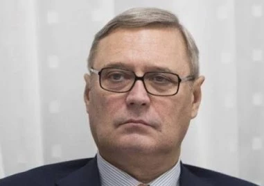 Завеждат дело срещу първия руски премиер, назначен от Путин