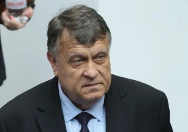 Проф. Вълчев: Одит в НАТФИЗ откри нарушения