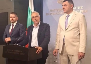 Спасяването на редник Райън! Владо Николов, Антон Кутев и Слави Георгиев бранят Йотова в парламента