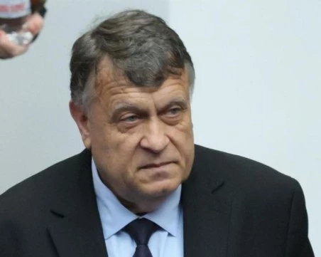 Проф. Вълчев: Одит в НАТФИЗ откри нарушения