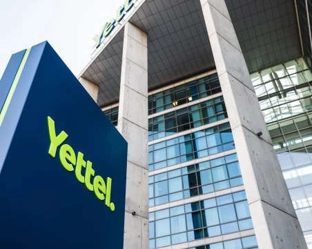 Yettel отваря нови позиции за хора с увреждания в програмата „Рамо до рамо