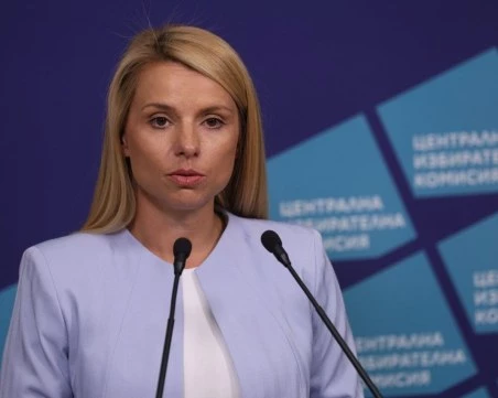 ЦИК въвежда контролно ръчно броене на разписките за президентския вот