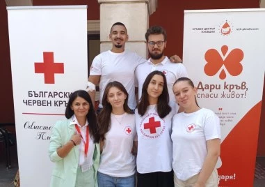 БЧК-Пловдив и Драматичният театър отново в кръводарителска акция