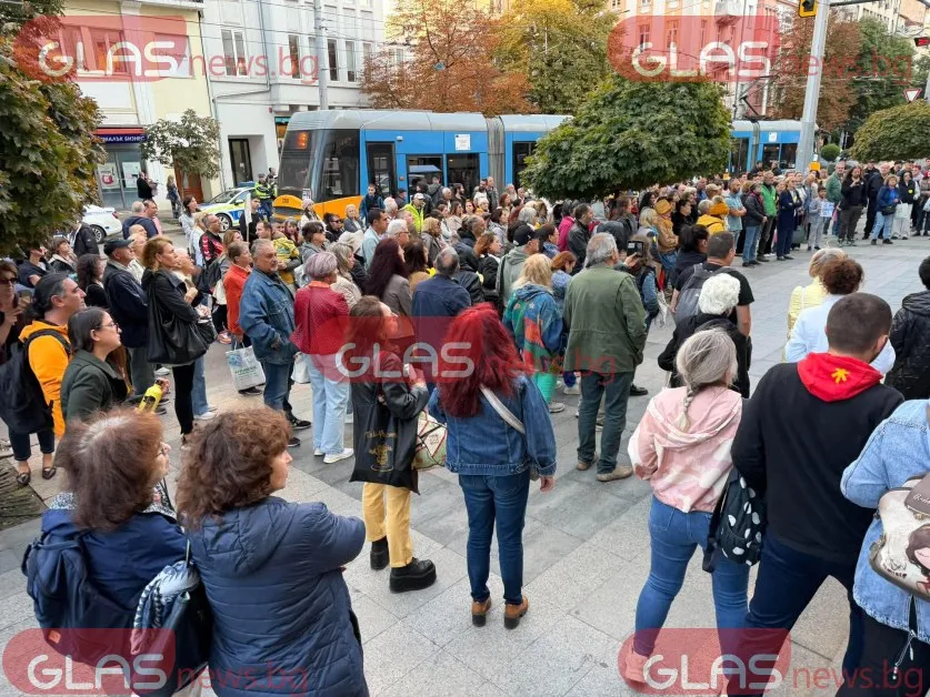 Протест в София в памет на жертвите от Петрохан и Околчица