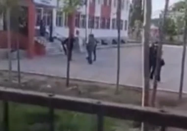 Убиха учител в училищен двор в Турция