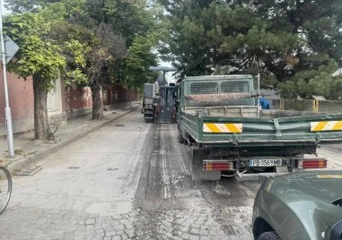 Започна цялостният ремонт на улица в район „Източен