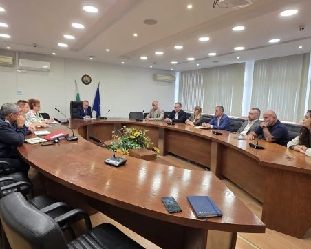 Областният управител Георги Янев: Подготовката за изборите в Пловдив и областта  върви по график, МВР проверява всеки сигнал