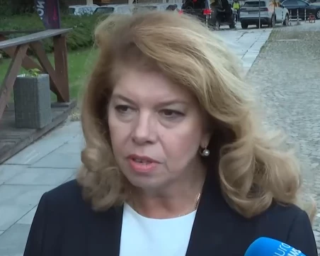 Йотова: Ще подпиша указа за освобождаването на посланика в ОАЕ