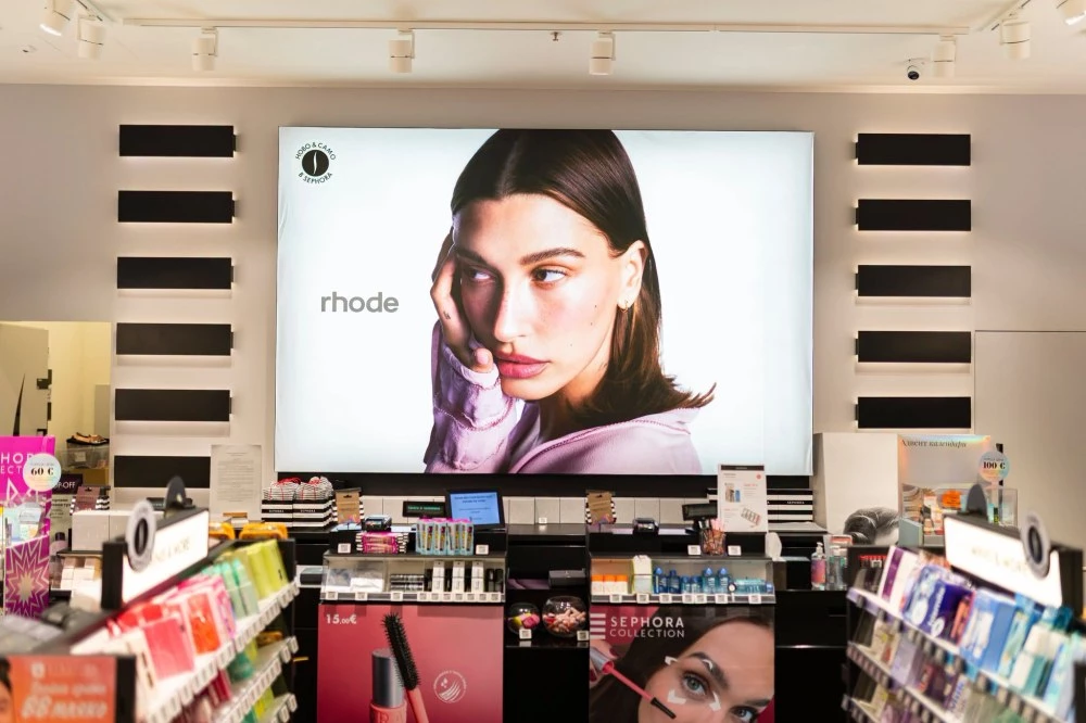 Rhode вече е в Пловдив - историята на beauty феномена, който пристига ексклузивно в Sephora Plovdiv Plaza