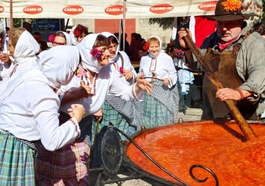 Димитър Иванов: „Чирпелии – вкусът на Труд в лютеницата на Ути Бъчваров