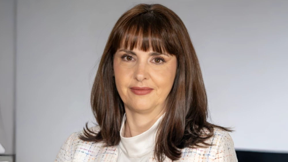 Министър Ефремова: Ще предложа МРЗ да бъде с максималния размер 672,80 евро