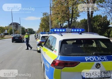 Хванаха 18-годишна дрогирана шофьорка в Раковски, пиян катастрофира край Карлово