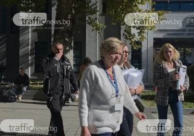 Полиция изнесе папки от ревматологията в Пловдив, акцията продължава и в нефрологията ВИДЕО