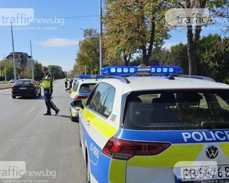 Хванаха 18-годишна дрогирана шофьорка в Раковски, пиян катастрофира край Карлово