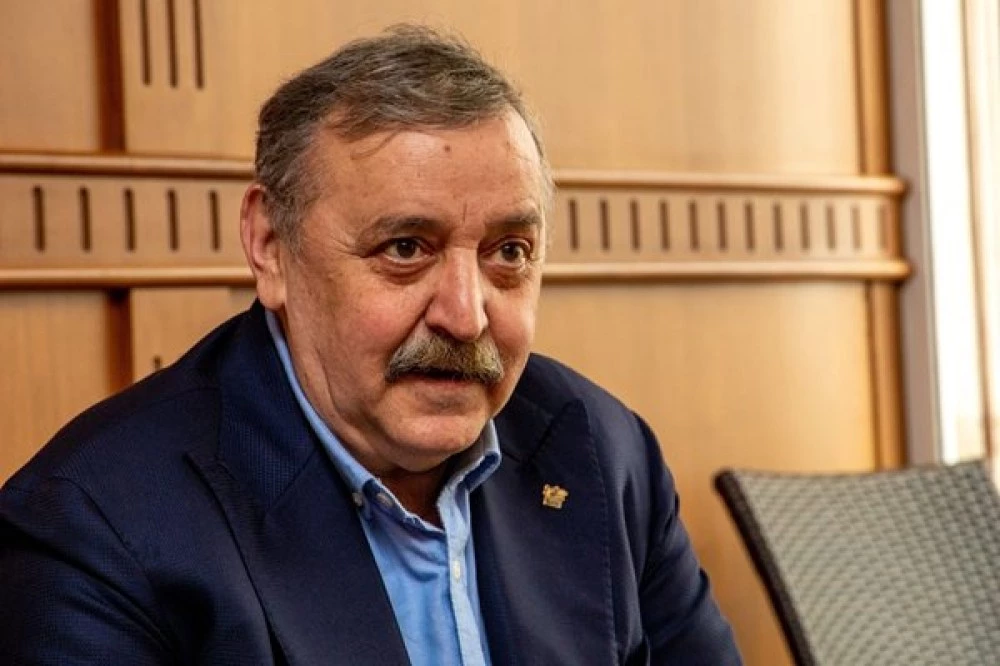 Кантарджиев: Грипът те сваля на легло за два часа