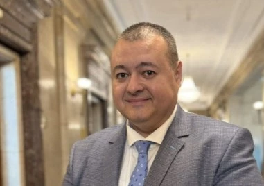 Свилен Трифонов, ДБ: Радев избягва антируската риторика заради предизборната кампания