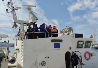 Потъналият „Алфа Ватан: Колко време може да оцелее човек в Черно море и как ще бъде изследван корабът