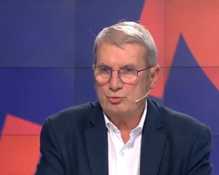 Проф. Хинков: НЗОК се оказа много добра политическа касичка